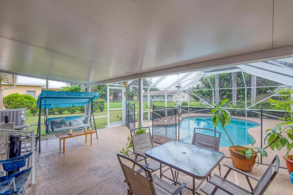 6004 Tangelo Drive Fort Pierce, FL 34982