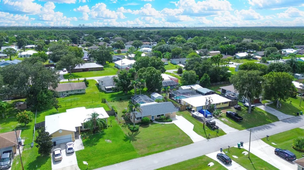 6004 Tangelo Drive Fort Pierce, FL 34982