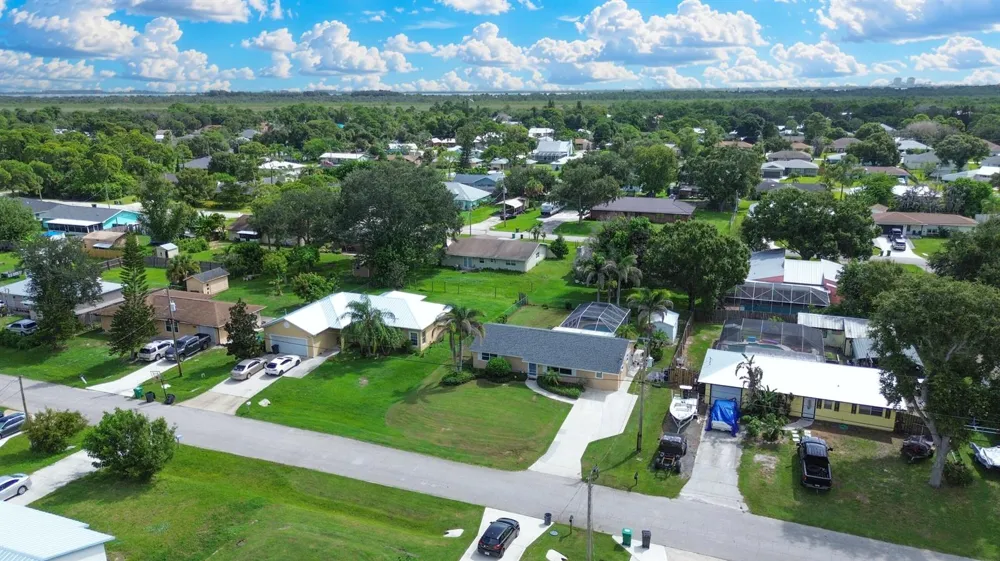 6004 Tangelo Drive Fort Pierce, FL 34982