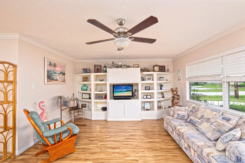 6004 Tangelo Drive Fort Pierce, FL 34982
