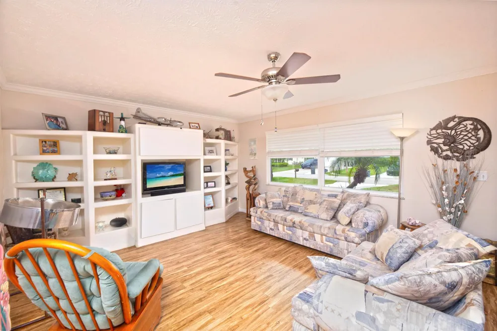 6004 Tangelo Drive Fort Pierce, FL 34982