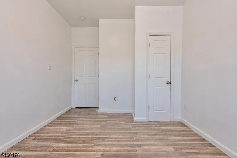186 N 17th East Orange City, NJ 07017