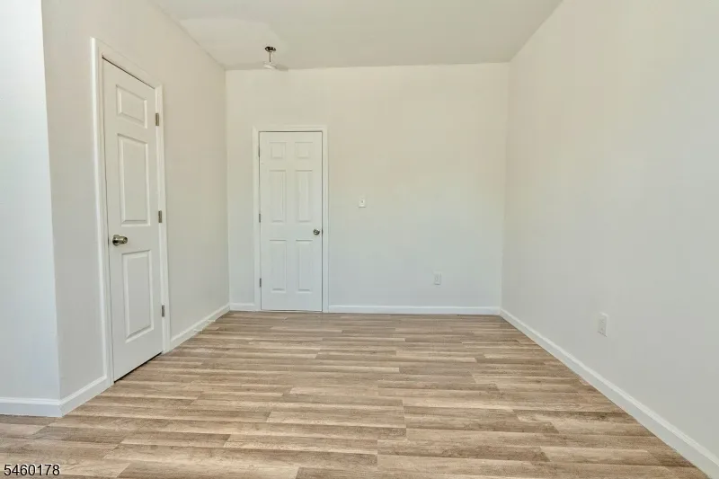186 N 17th East Orange City, NJ 07017