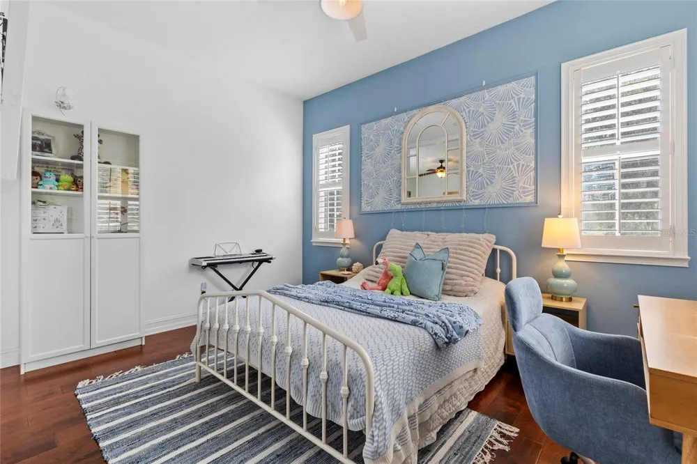 19601 EAGLE CREST DRIVE Lutz, FL 33549