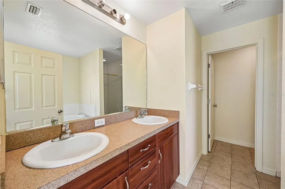 1806 BOSWELL STREET North Port, FL 34288