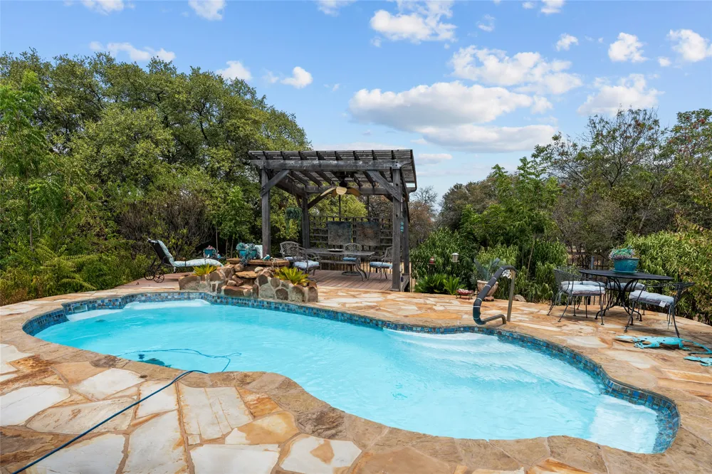21508 Lake Park Drive Lago Vista, TX 78645