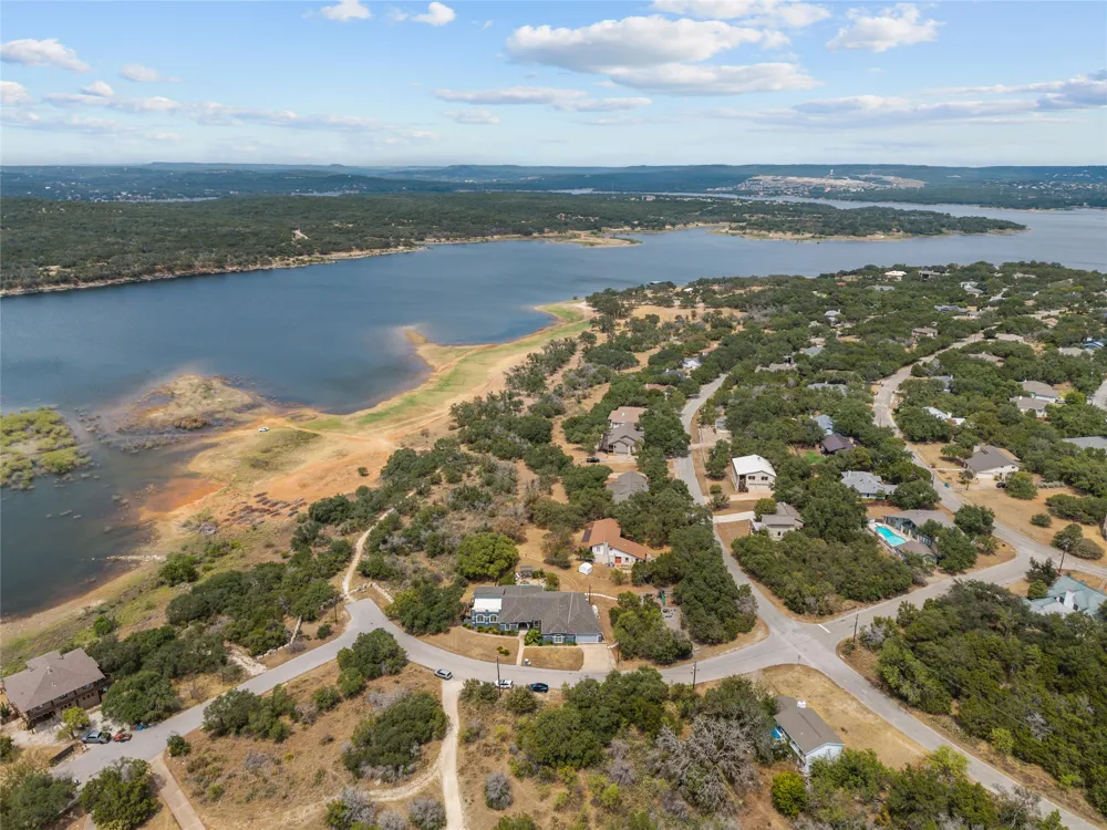 21508 Lake Park Drive Lago Vista, TX 78645