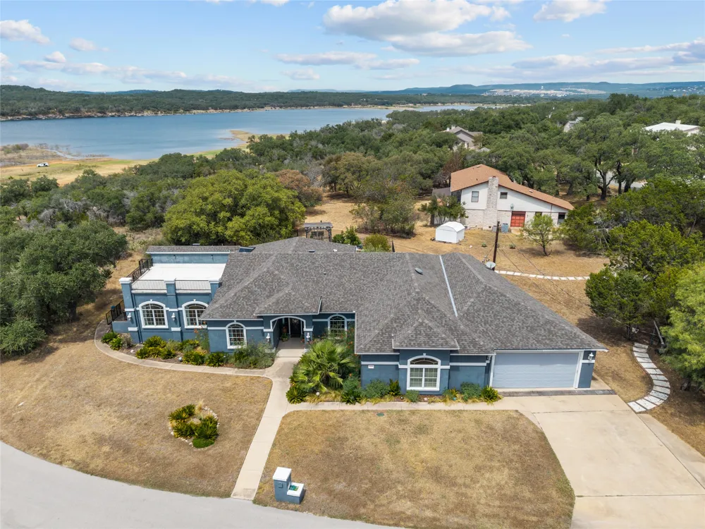 21508 Lake Park Drive Lago Vista, TX 78645