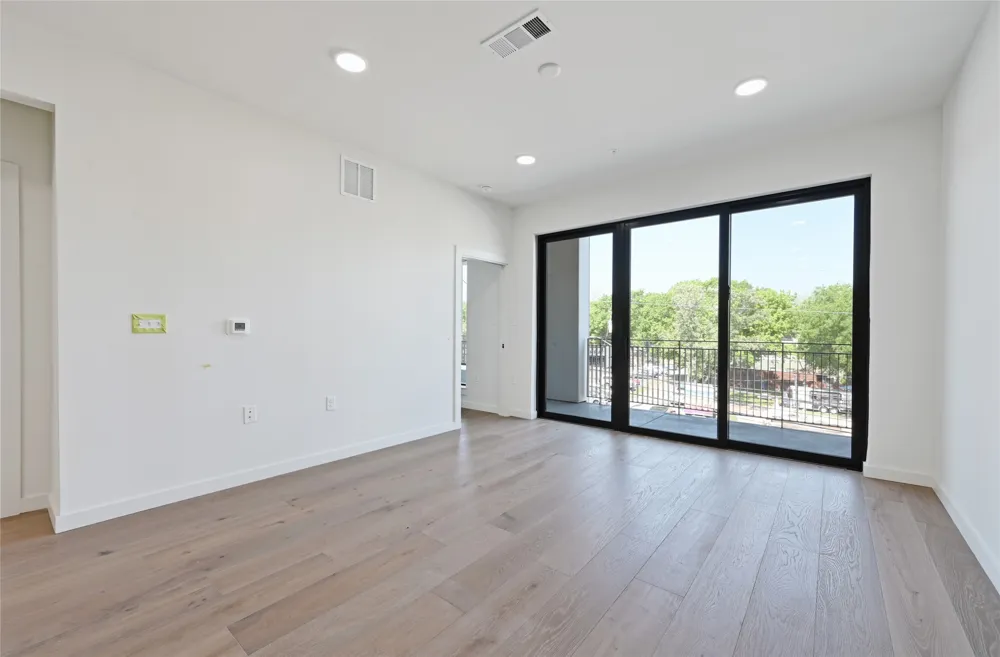 2209 S 1st Street #217 Austin, TX 78704
