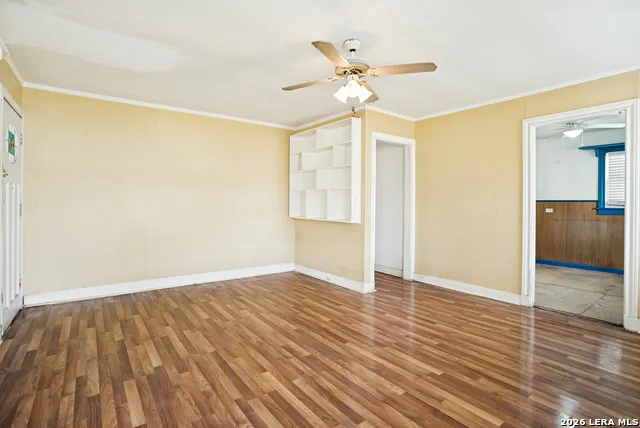 608 Tivy St Kerrville, TX 78028