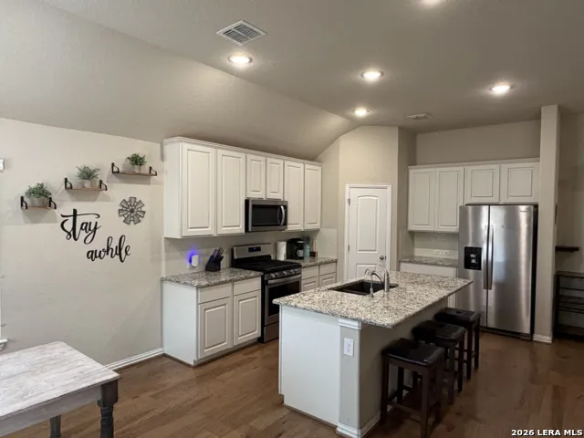 27915 LOKAYA FLS Boerne, TX 78015