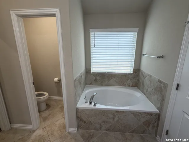 27915 LOKAYA FLS Boerne, TX 78015