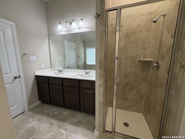 27915 LOKAYA FLS Boerne, TX 78015