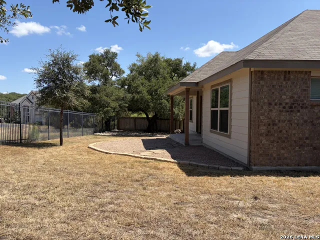 27915 LOKAYA FLS Boerne, TX 78015