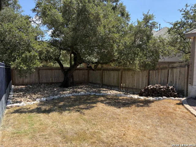 27915 LOKAYA FLS Boerne, TX 78015