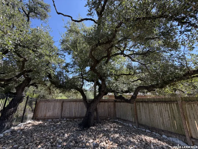 27915 LOKAYA FLS Boerne, TX 78015
