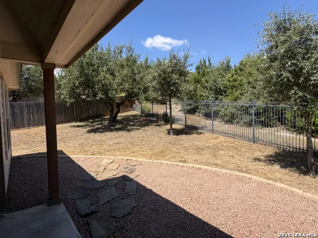 27915 LOKAYA FLS Boerne, TX 78015