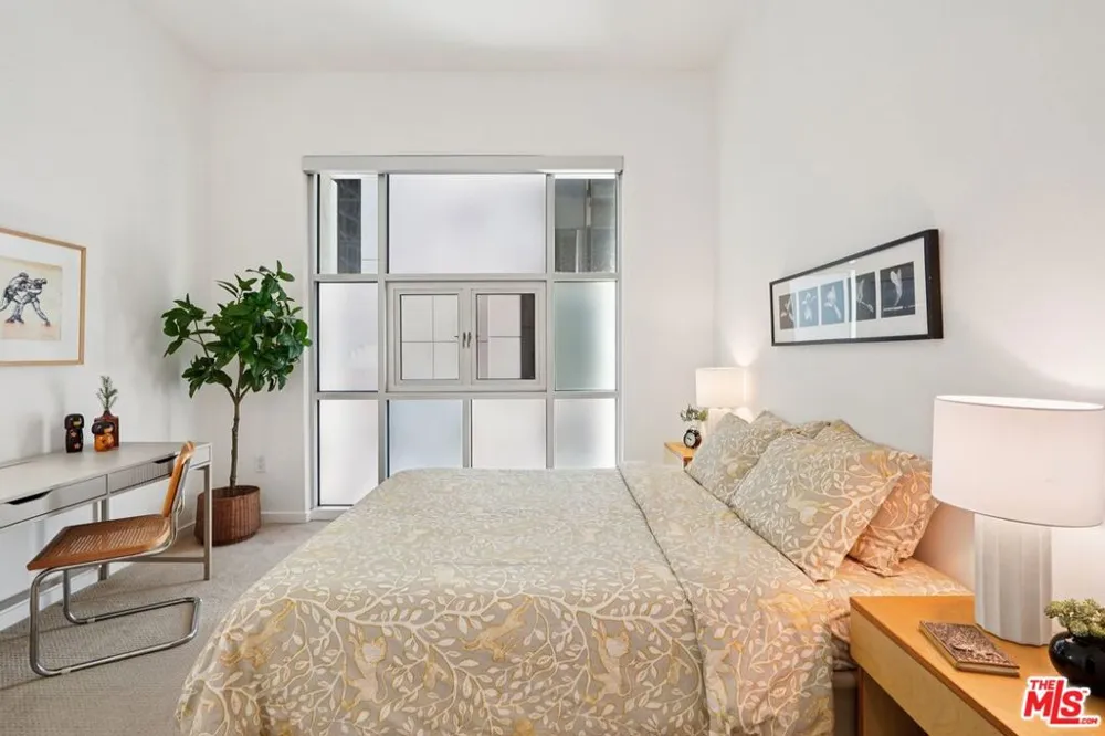 630 W 6th Street #505 Los Angeles, CA 90017