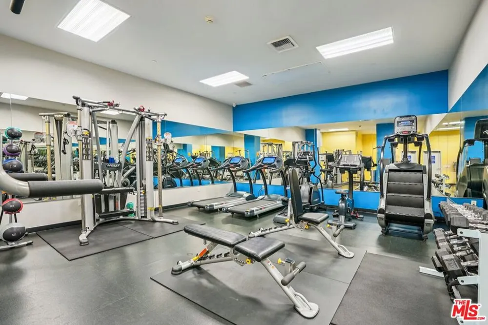 630 W 6th Street #505 Los Angeles, CA 90017