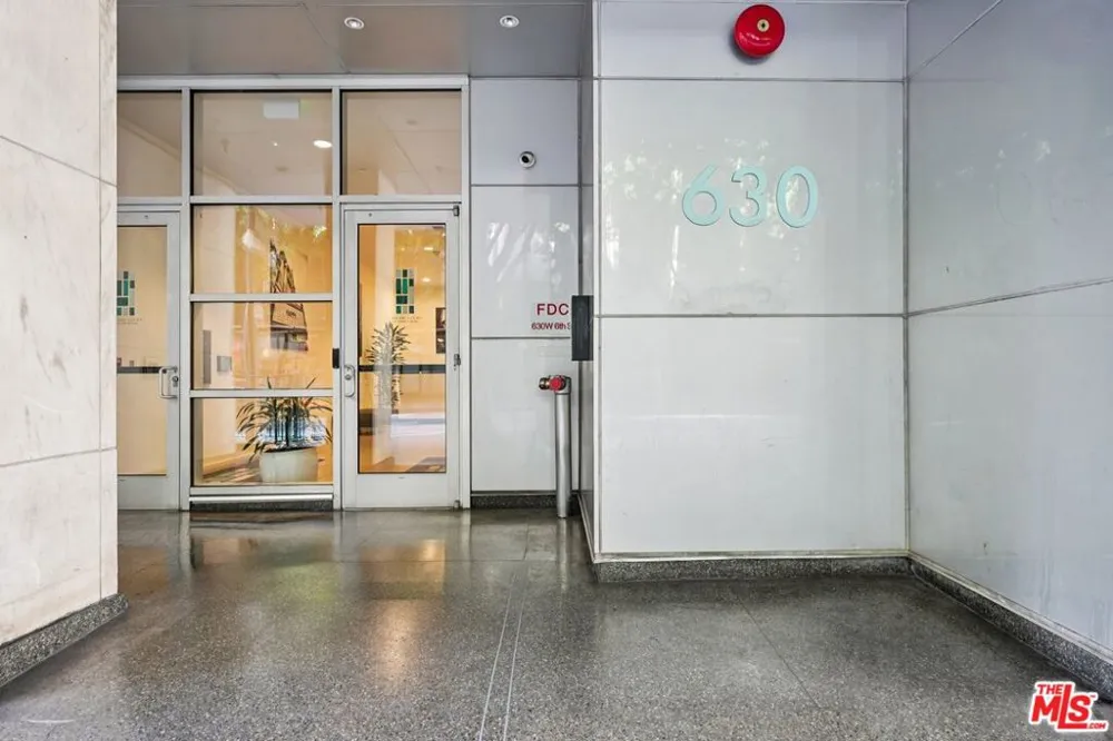 630 W 6th Street #505 Los Angeles, CA 90017