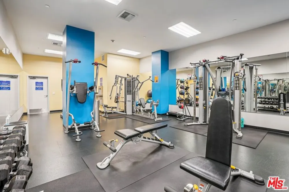 630 W 6th Street #505 Los Angeles, CA 90017