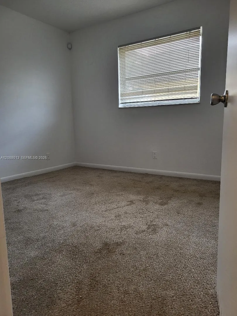 5156 NE 6th Ave #219 Oakland Park, FL 33334