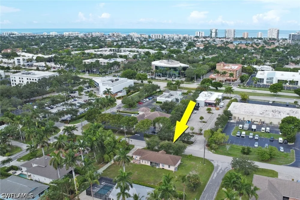 10th Street Naples, FL 34103