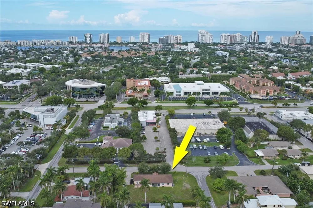 10th Street Naples, FL 34103