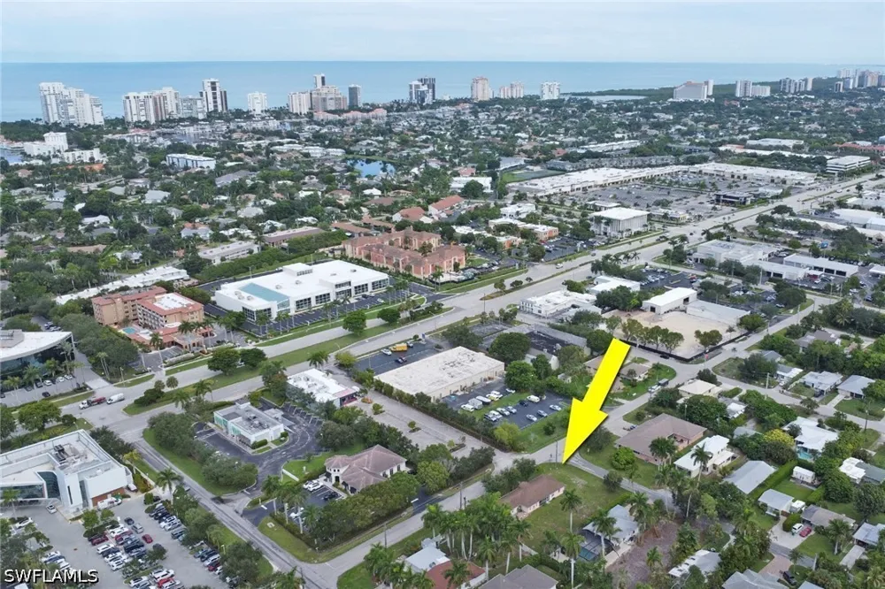 10th Street Naples, FL 34103