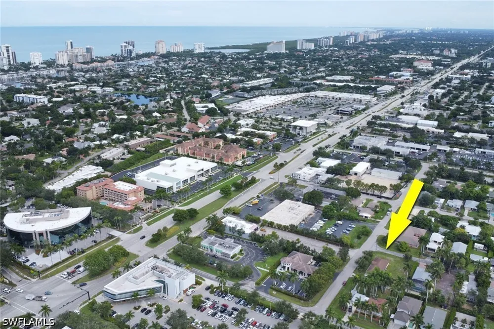 10th Street Naples, FL 34103