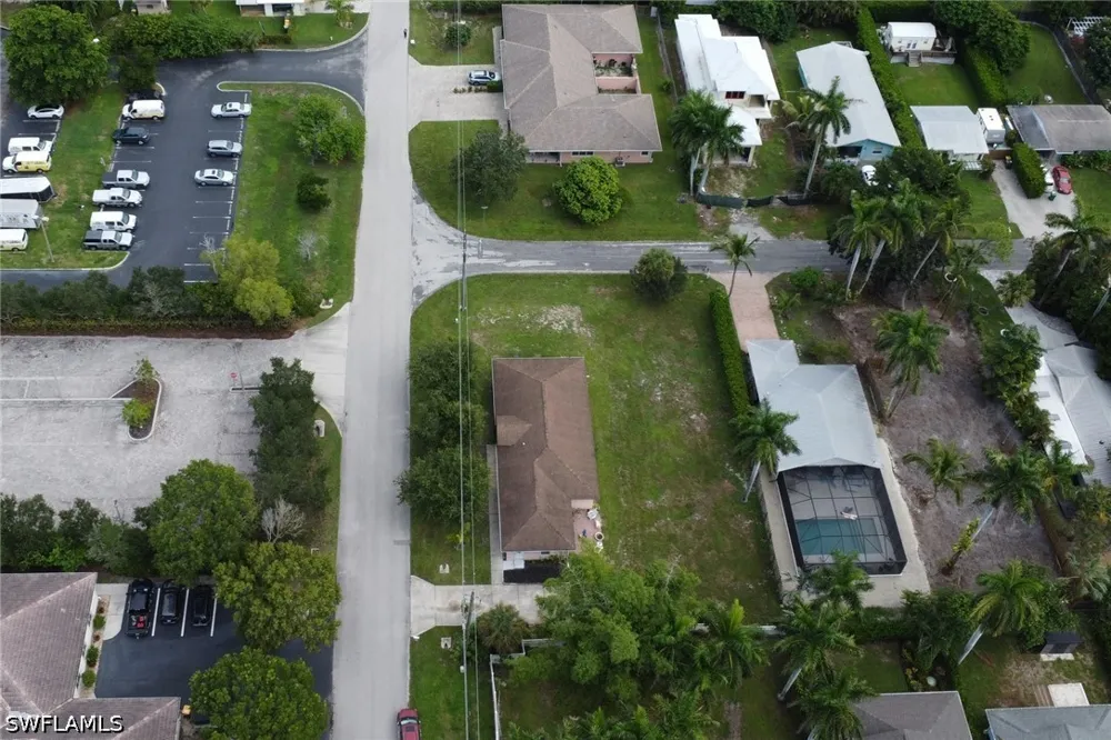 10th Street Naples, FL 34103