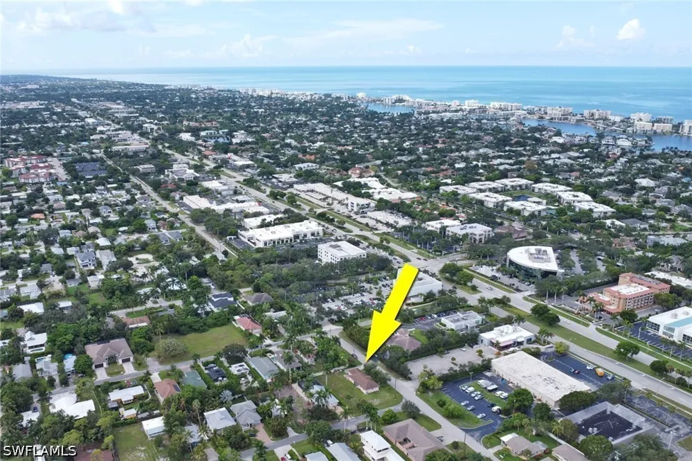 10th Street Naples, FL 34103