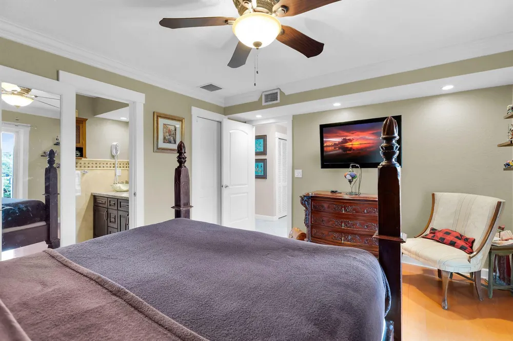 114 COCONUT PALM BOULEVARD Tavernier, FL 33070