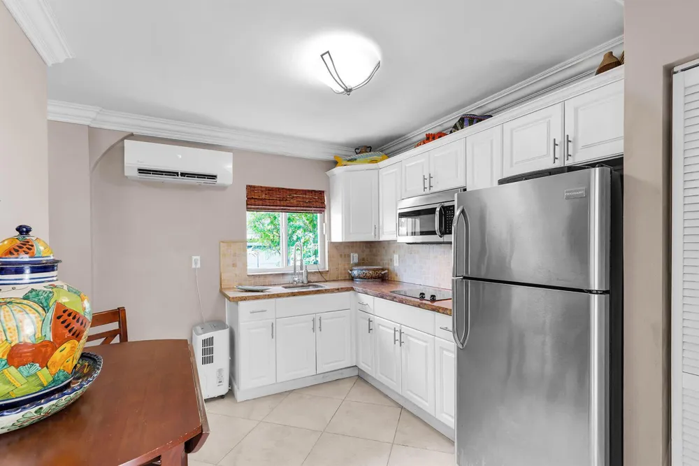 114 COCONUT PALM BOULEVARD Tavernier, FL 33070