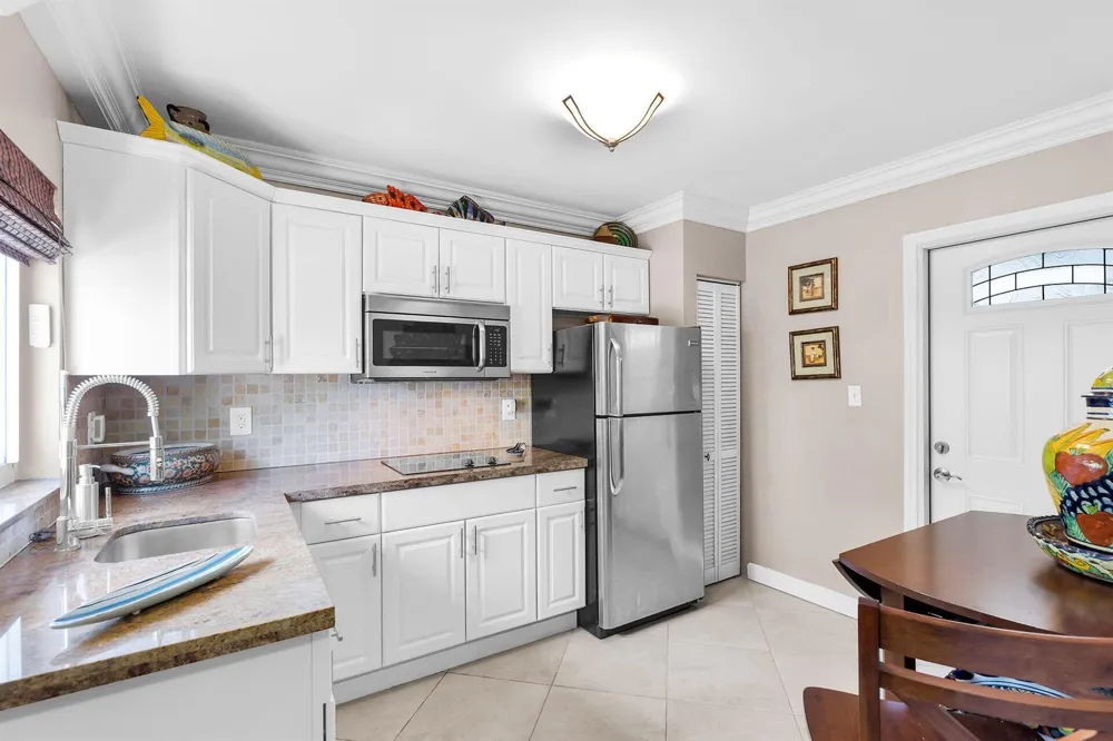 114 COCONUT PALM BOULEVARD Tavernier, FL 33070