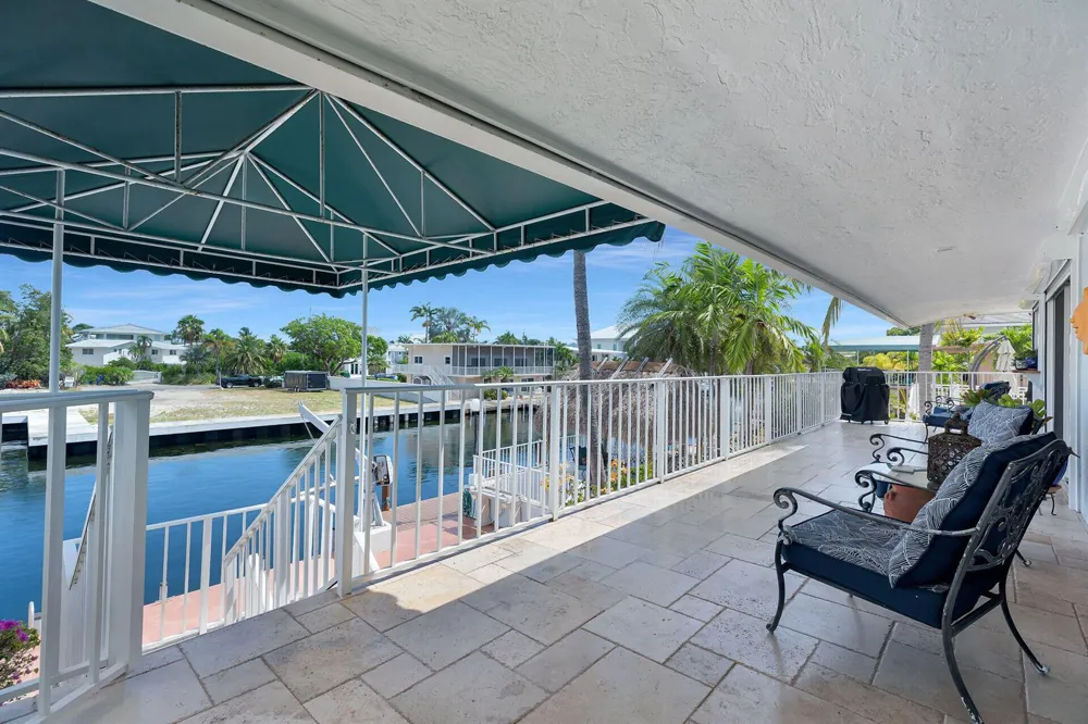 114 COCONUT PALM BOULEVARD Tavernier, FL 33070