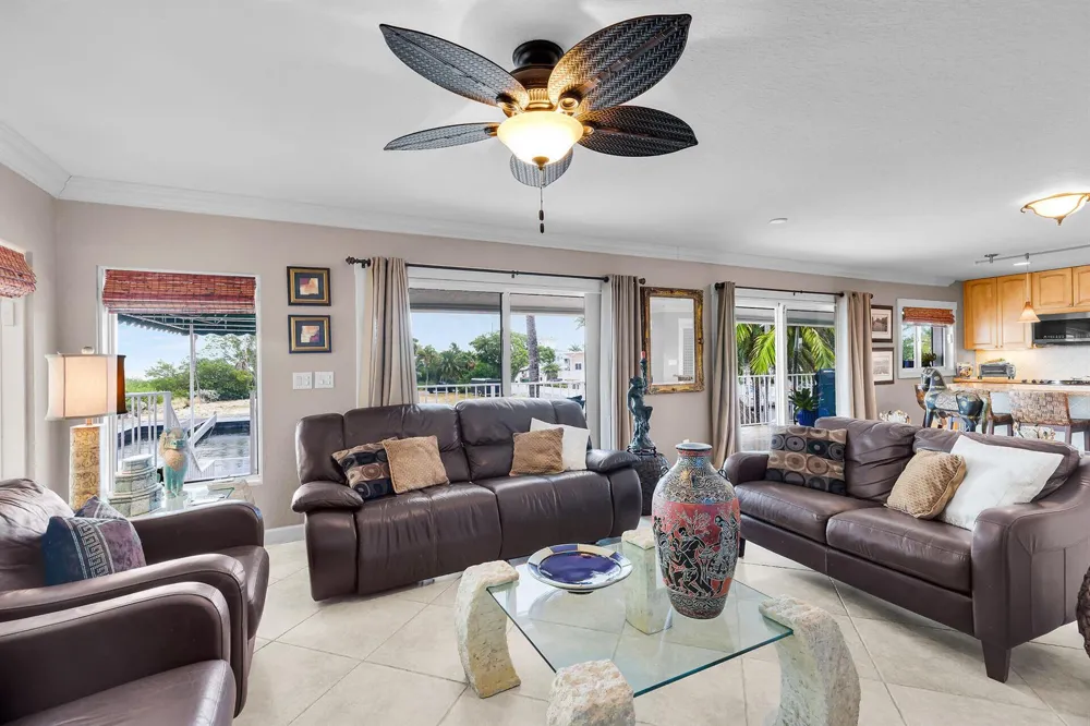 114 COCONUT PALM BOULEVARD Tavernier, FL 33070
