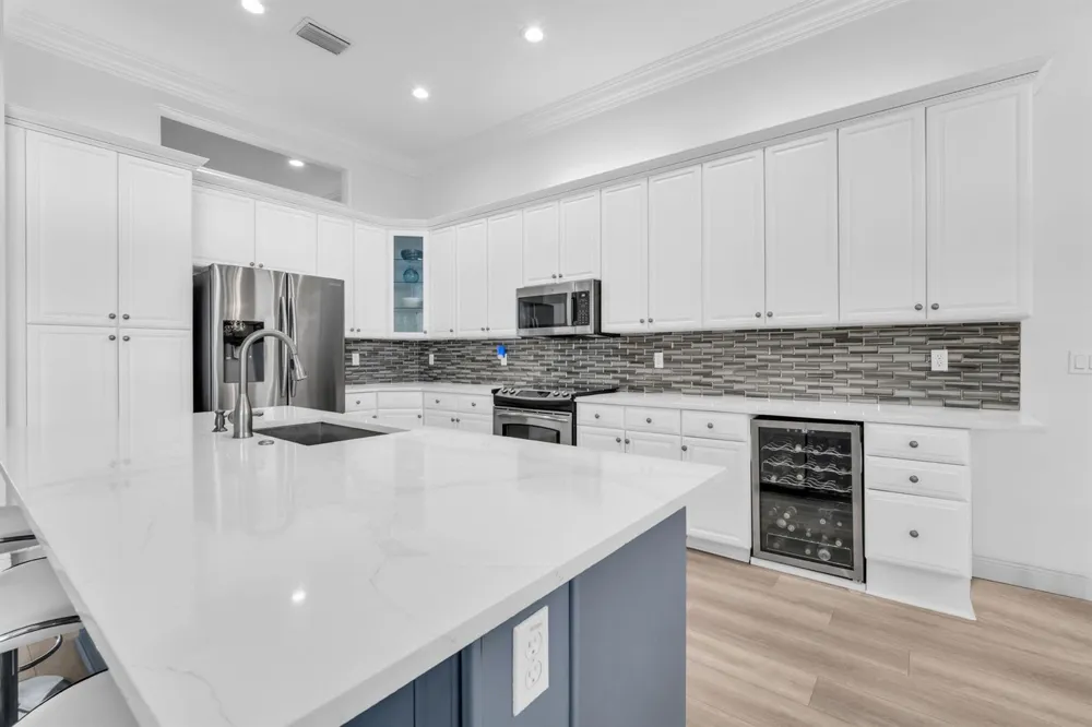 6951 IMPERIAL BEACH CIRCLE Delray Beach, FL 33446