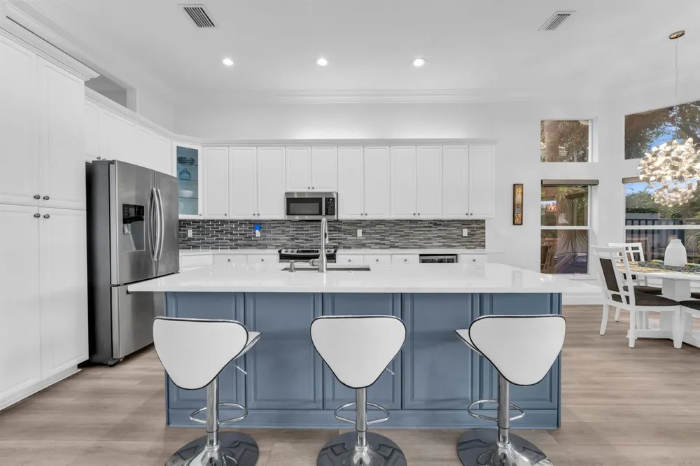 6951 IMPERIAL BEACH CIRCLE Delray Beach, FL 33446