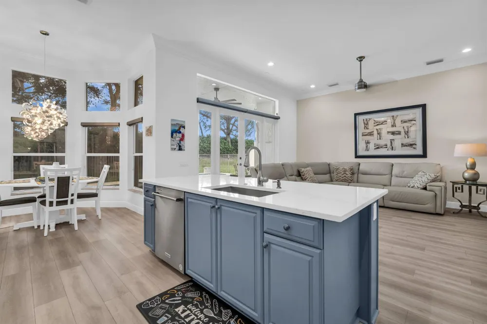 6951 IMPERIAL BEACH CIRCLE Delray Beach, FL 33446
