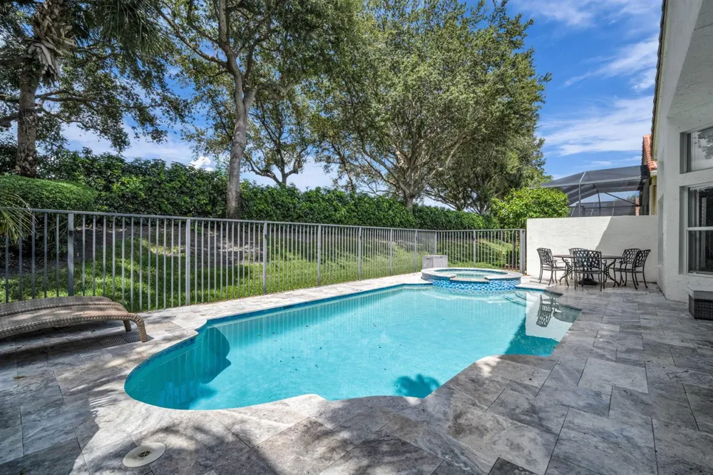 6951 IMPERIAL BEACH CIRCLE Delray Beach, FL 33446