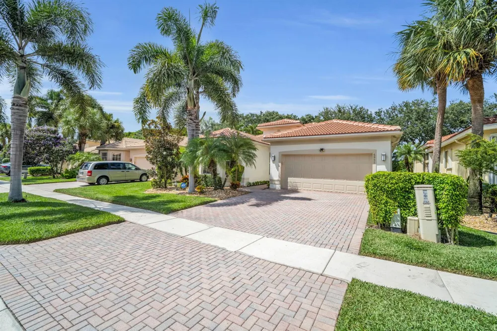 6951 IMPERIAL BEACH CIRCLE Delray Beach, FL 33446
