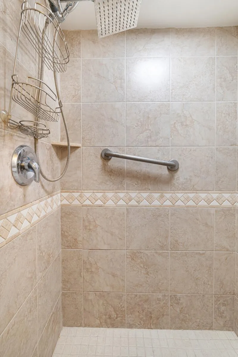 10110 CEDAR POINT BOULEVARD #104 Boynton Beach, FL 33437