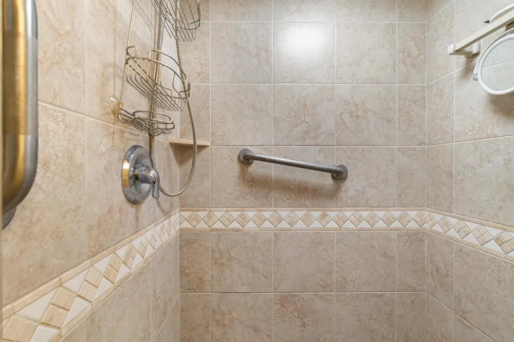 10110 CEDAR POINT BOULEVARD #104 Boynton Beach, FL 33437