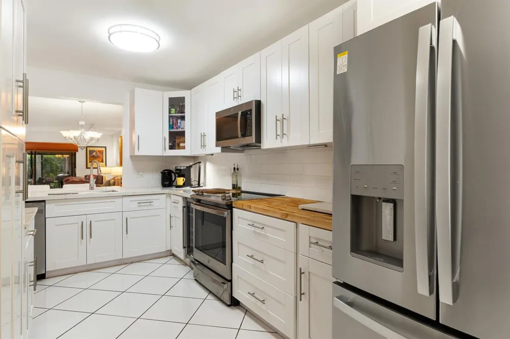 10110 CEDAR POINT BOULEVARD #104 Boynton Beach, FL 33437