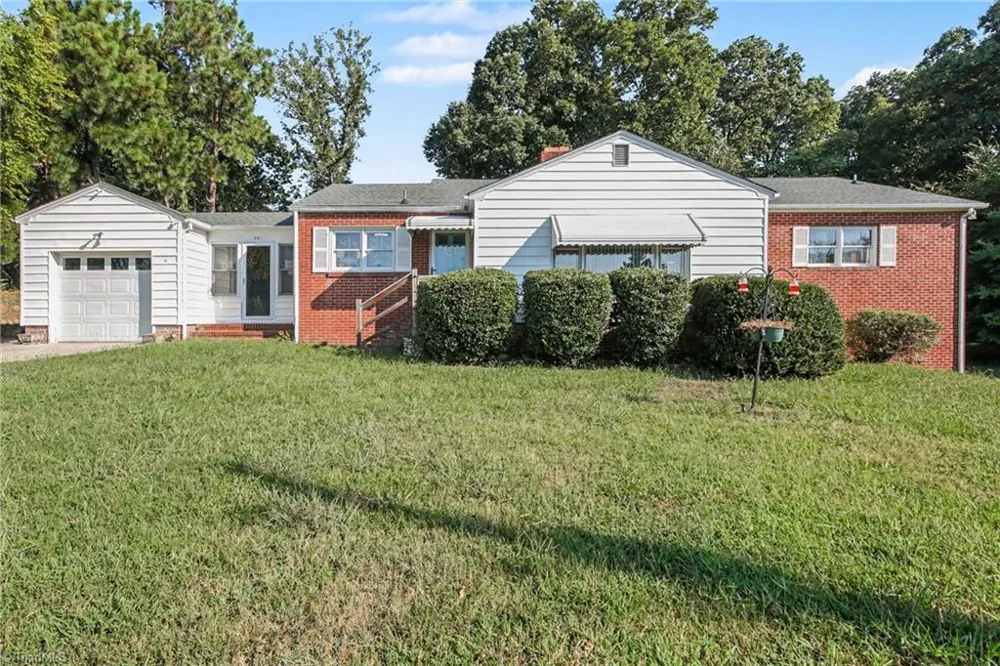 365 North Road Thomasville, NC 27360
