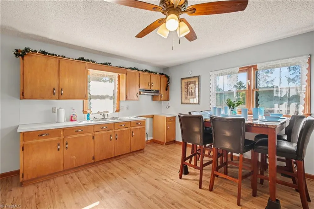 365 North Road Thomasville, NC 27360