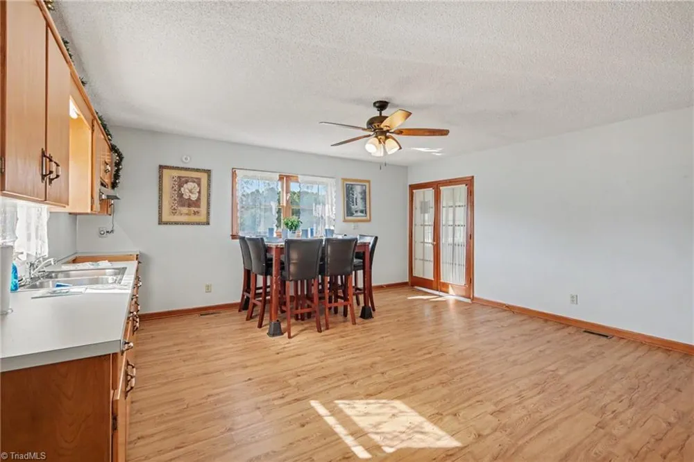 365 North Road Thomasville, NC 27360