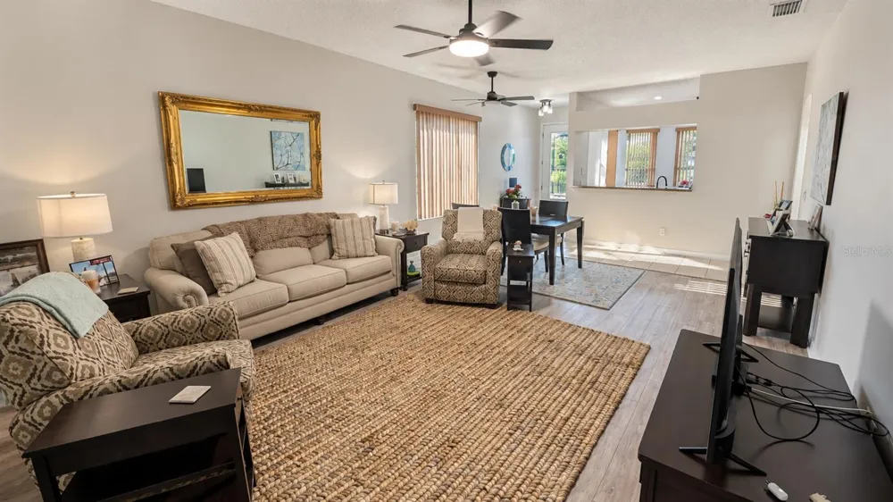 4925 PORTSMOUTH STREET Tavares, FL 32778