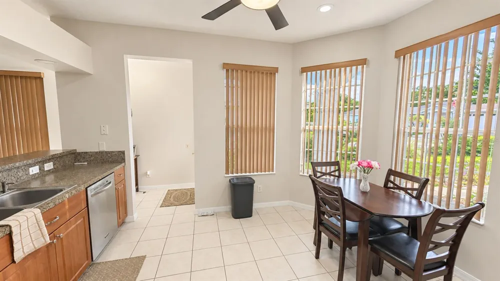 4925 PORTSMOUTH STREET Tavares, FL 32778